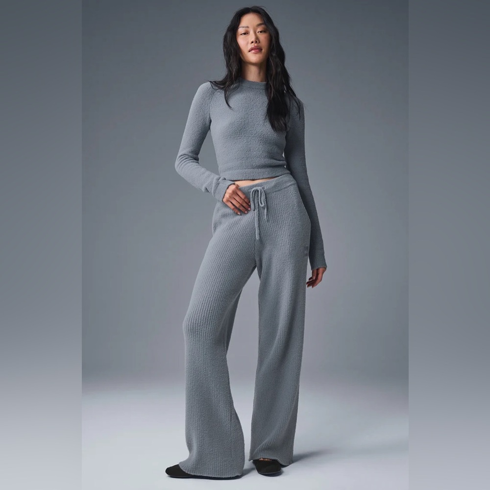 ALO YOGA | ✨NEW✨ Snuggle Up Sweater High-Waist Wide Leg Pant in Steel Grey